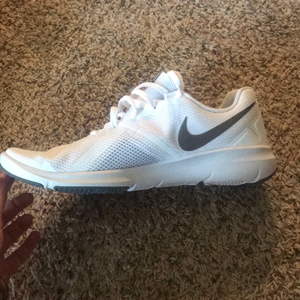 Men’s Nike shoes